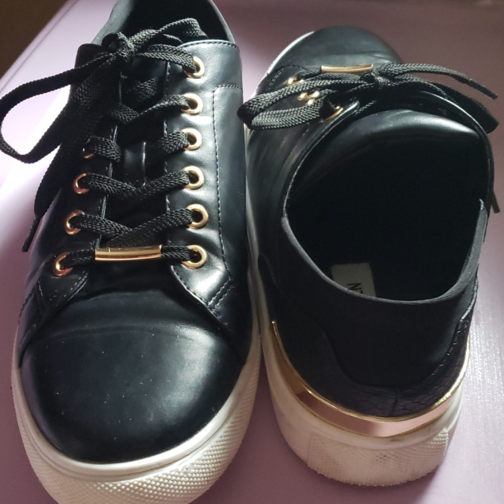 New Steve Madden sz9 Price drop!! - Picture 2 of 5
